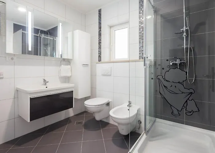 Apartament Lana St