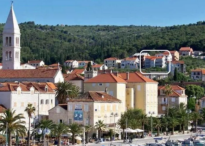 Apartament Lana St *