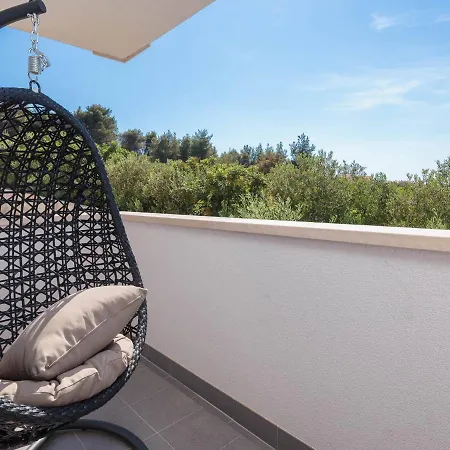 Lana St Appartement *