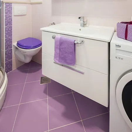 Lana St Apartamento